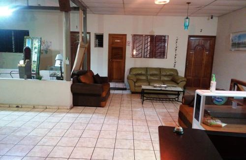 Cojutepeque Hotel | Hotel los Héroes