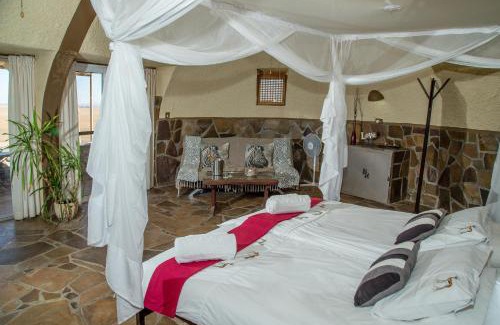 Cha-re Cabin | Rostock Ritz Desert Lodge