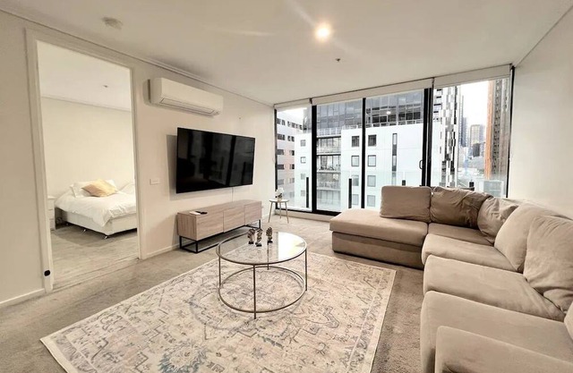 Exclusive 2 bed pad with views