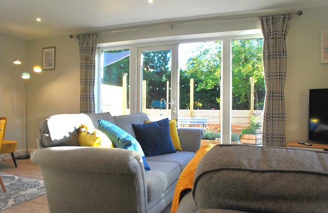 Family and Dog Friendly Luxury Annex