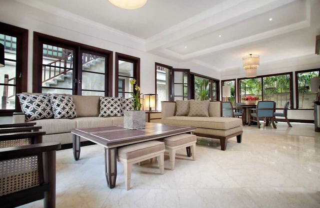 Sundara Oceanside Villa