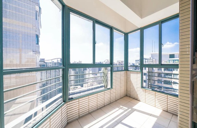Tyms 3BR 2BA Apt Novel Garden Metro