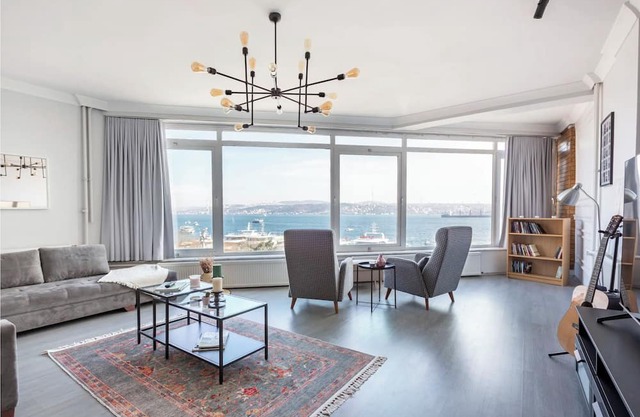 EXCLUSIVE SEA VIEW -BOSPHORUS HOME AT BEYOGLU