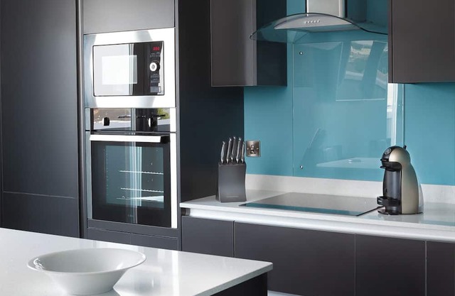 Sky Marina Suite- Our stunning and stylish Penthouse on the Marina