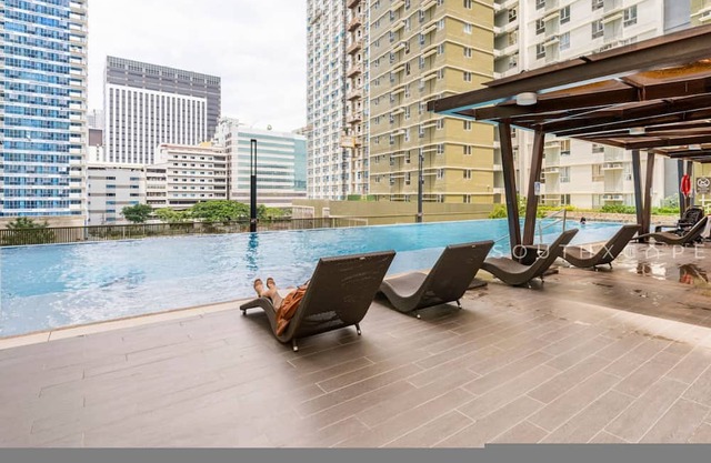 Furnished Studio | Amenity View, WiFi, Netflix and Pool