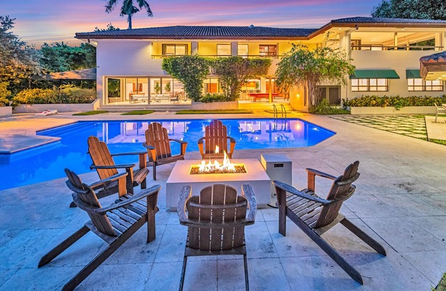 Peninsula /Venice of America /Heated Pool /Canal View & Access /Nautical Key | VlLLAS