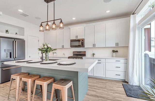 Entire Home Close to Hot Springs and Utah Lake