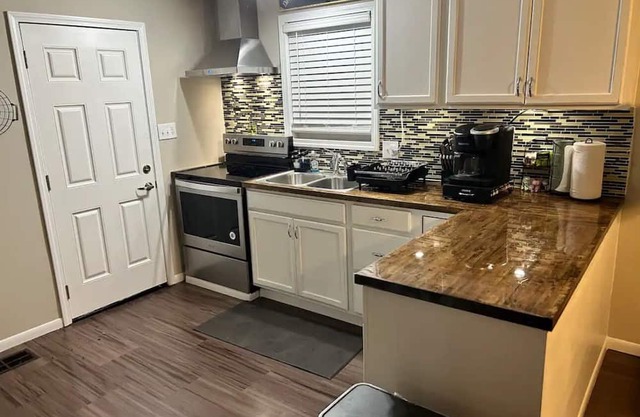 Cozy 1-bedroom house with WiFi, AC in enjoyable McComb