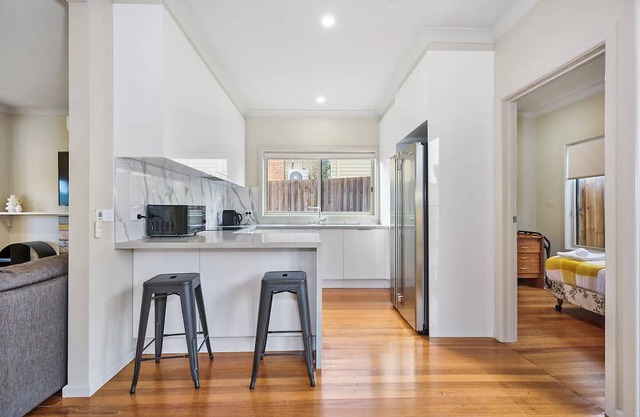 4 Bedroom Home in Heathmont Perfect for Families