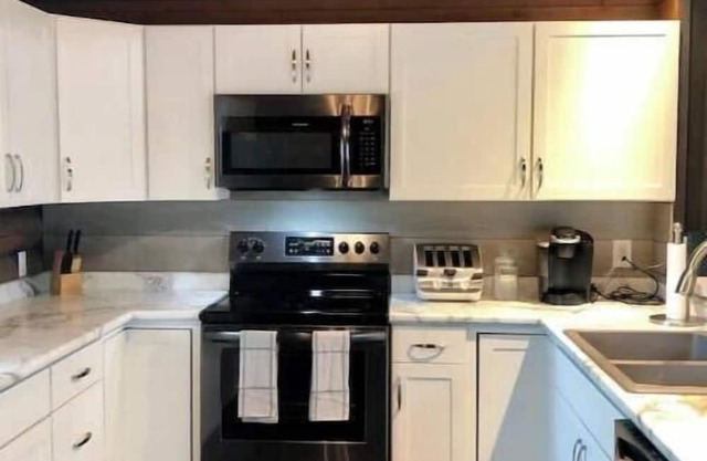 Cabin on 80 acres between Nelsonville and Athens.