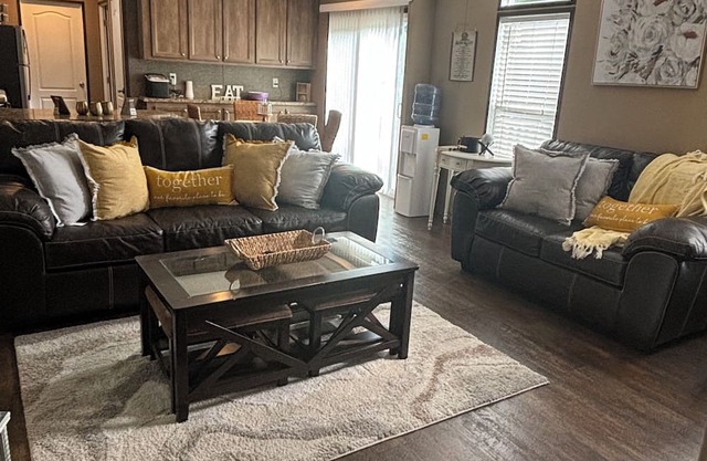 3-bedroom mobile home in awesome Walterboro with AC, WiFi, Cable