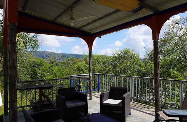 Charming 2-bedroom apartment, 55qm, with AC and high-speed WiFi in Playa Hermosa
