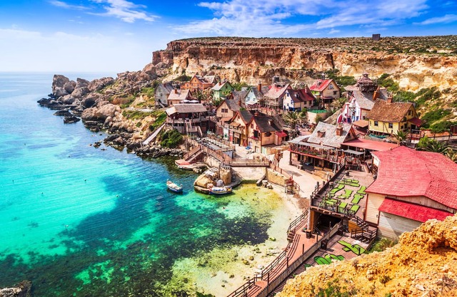 Merill Pool and Sea, charming Apart 5