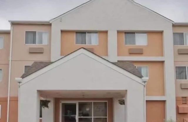 AmericInn by Wyndham Moline Airport/Quad Cities hotel