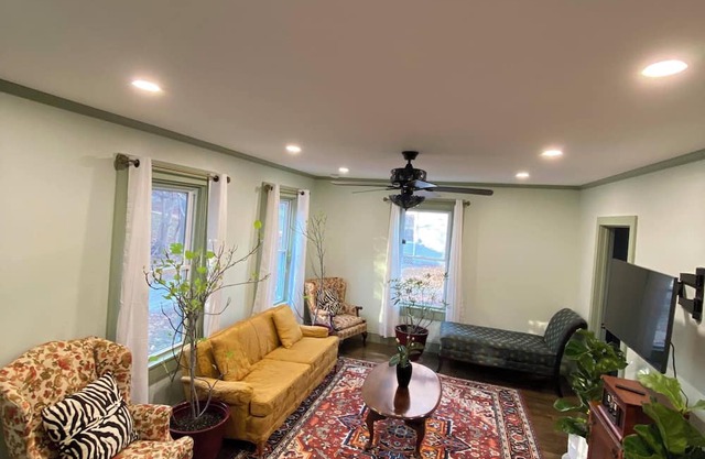 16 Miles Away from Okemo Mountain Resort-Newly Renovated Furnished House