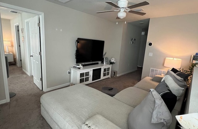 Brand New 4 bedroom Home near Lagoons and Pool!