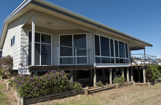 Kangaroo Island BAYWATCH PENNESHAW