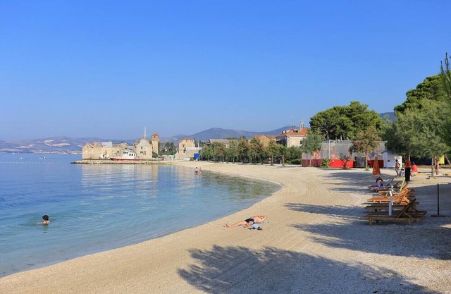 One bedroom apartment with terrace Kaštel Gomilica, Kaštela (A-22714-b)