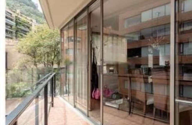 *Rosales Luxury Apartment with Chimney & Terrace*