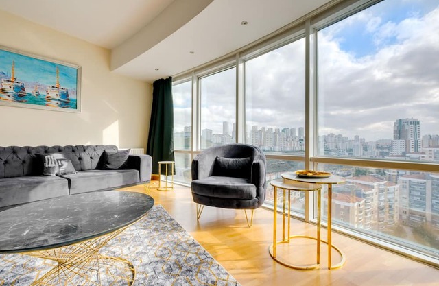 Residence with City View Near Mall of Istanbul