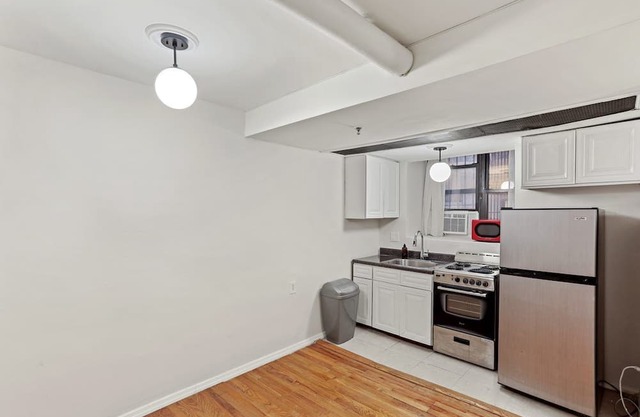 Simple Apartment #780