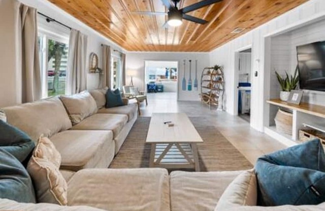 Private Pool | Steps to the Beach