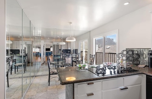 NEWLY RENOVATED HOME - Available August 2024 - 2 BLOCKS TO BEACH!