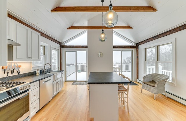 Historic Catskills Farmhouse w/ Panoramic Views!