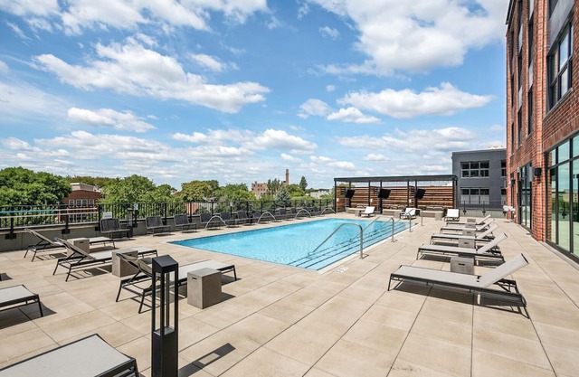 Amazing Logan Square 1BR w/ Pool, Lounge & Gym nr L, by Blueground