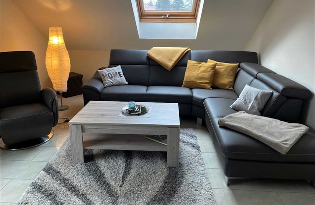 Apartment 'Ruhe Am Sandweg' with Balcony and Wi-Fi