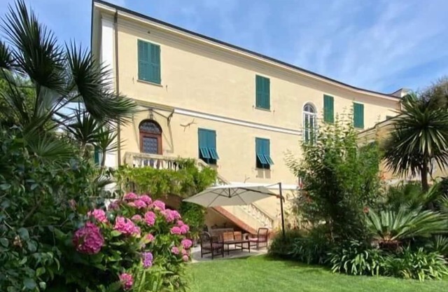 Holiday apartment Vallecrosia for 1 - 6 persons with 2 bedrooms - Holiday apartment