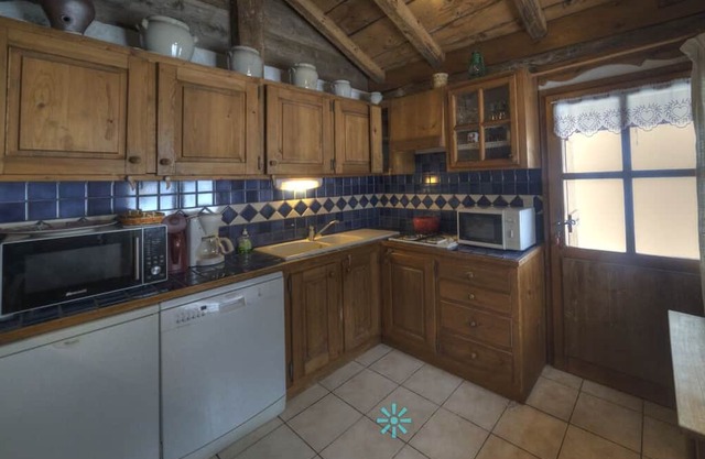 Location Dans un Chalet Haut Savoyard de Lappartement Le Marabolet