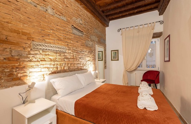 SANTACROCE Nest-Hosted by Sweetstay