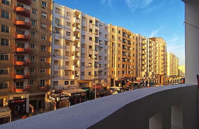 the best place with the best view-5 minutes to clinics-10 minutes to the airport