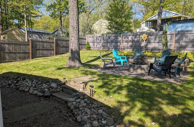 Quiet Cottage By Cranberry Lake
