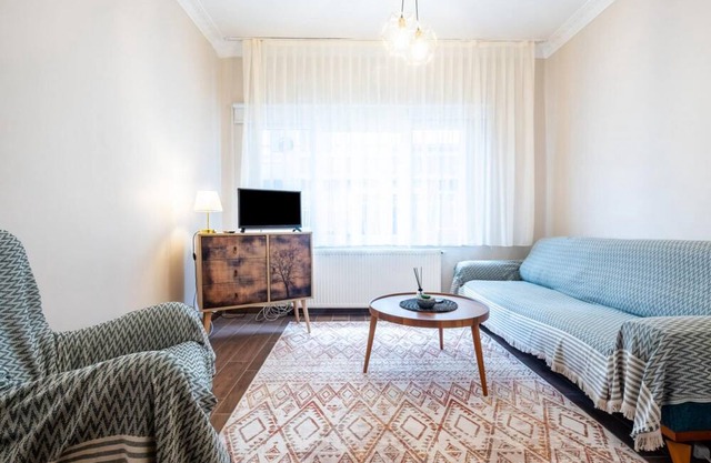 Lovely Flat in Beyoglu near Public Transportation