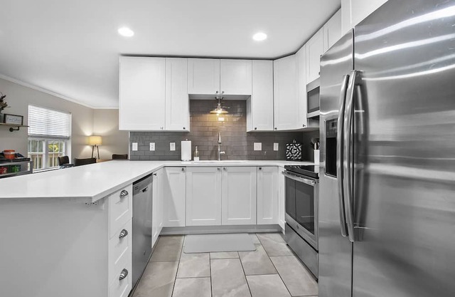 The Hilltop Hideaway with Hot Tub