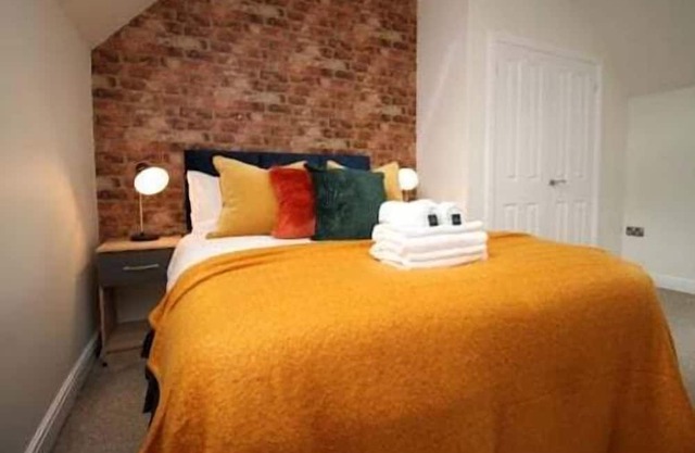 Free Parking | Bedrooms | Comfortable gatherings