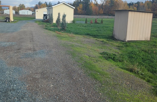 Cozy cottage in country setting.