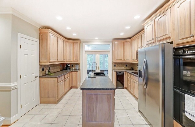 Uptown Luxe w/ King Suite & Hot Tub | Sleeps 20+