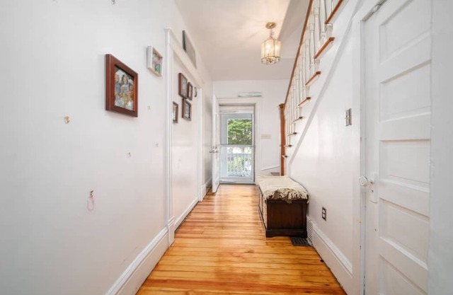 Updated Quiet Home Overlooking Beach State Park