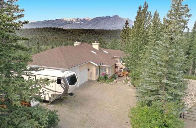 Hinton Folding Mountain 12