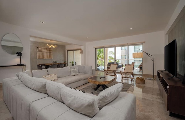 Exclusive Beach Condo 3 BR LA Amada Cancun