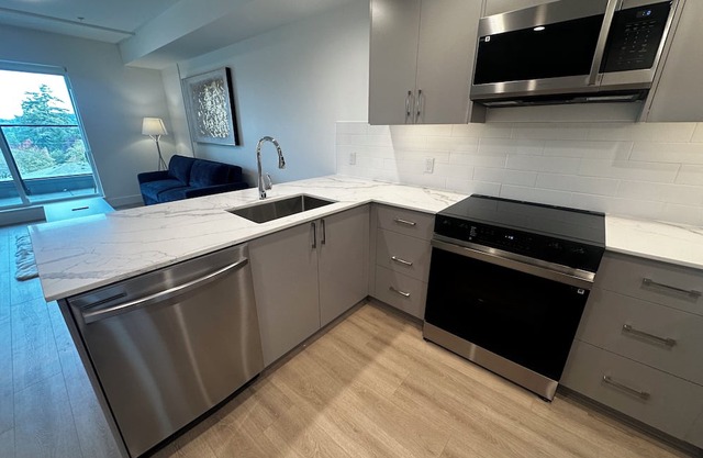 Modern 1BR Suite at The Royale w/Deck & Parking