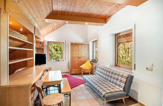 Holiday Apartment 'Type A' with Shared Terrace and Shared Garden