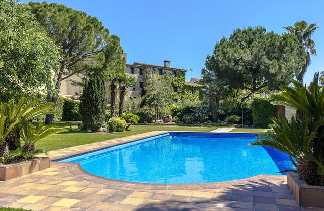 Escape into majestic history for 32 guests, just 14 minutes from Barcelona.