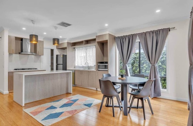 Cozy Retreat in the Heart of Craigieburn