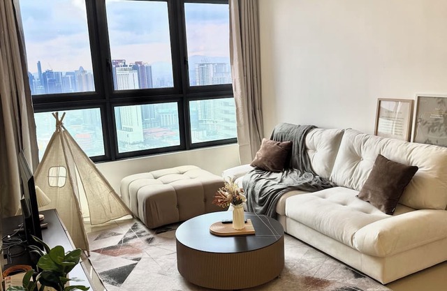Family-Friendly 3BR Condo with KLCC View + Kids’Toys, 2 Baths