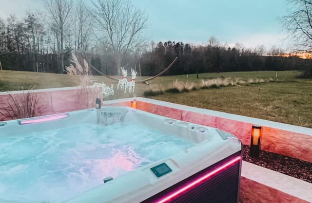 Exclusive whirlpool apartment & mountain view