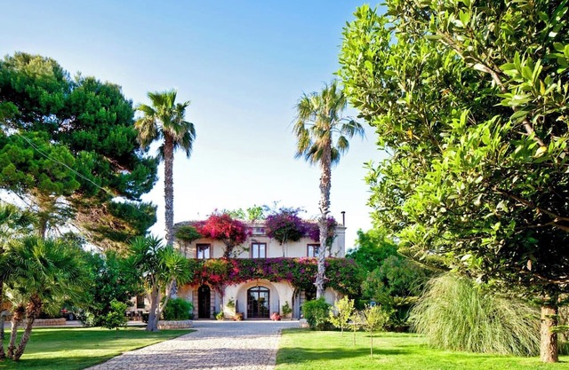 Villa Farli - Ten Bedroom Villa, Sleeps 20